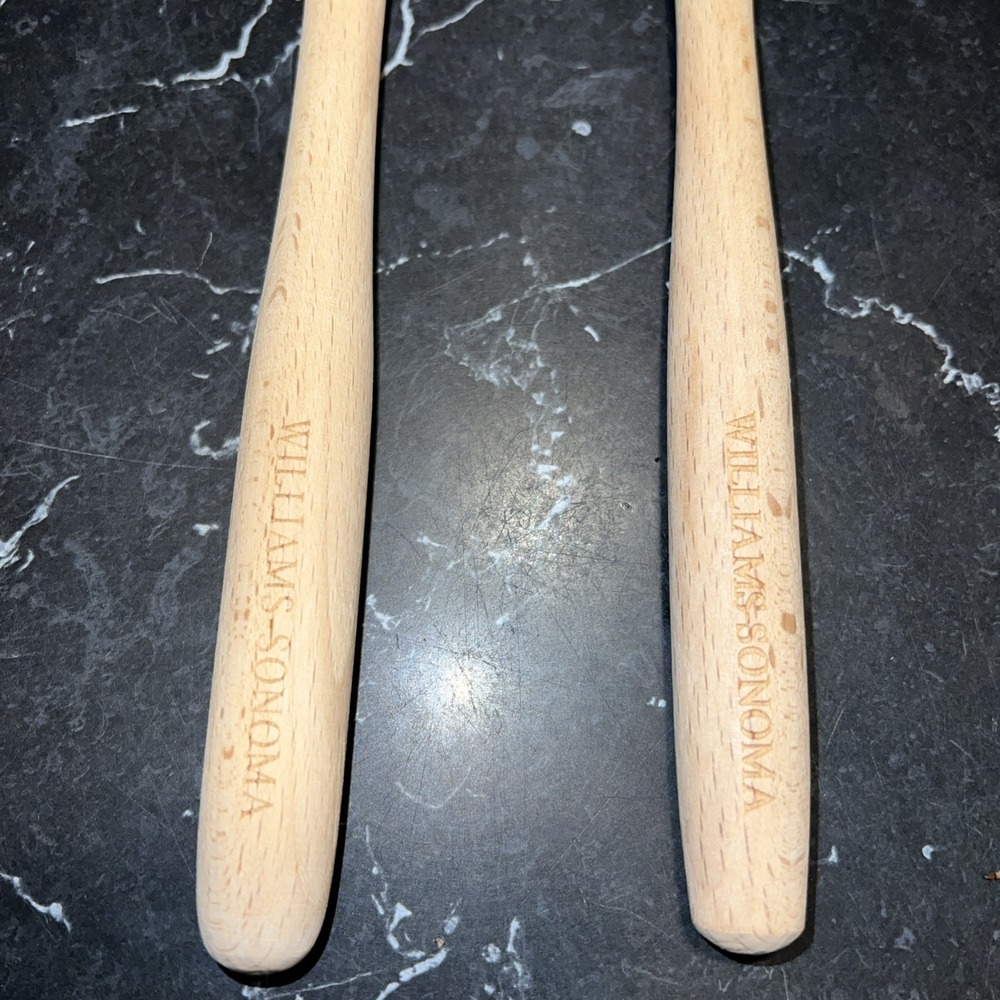 Williams Sonoma Spatula Wood Hdl Silicone Scraper Kitchen Tool Green - Set of 2 - Picture 2 of 4